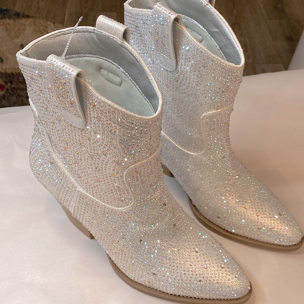 Rhinestone Silver Cowgirl Boots Size 8.5